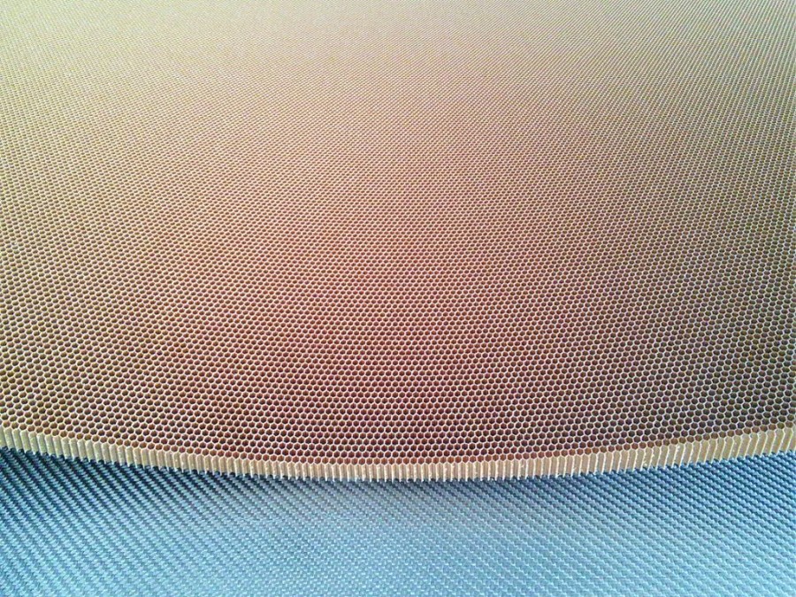 Nomex aramid honeycomb Thickness 20 mm Cell size 3.2 mm Core materials